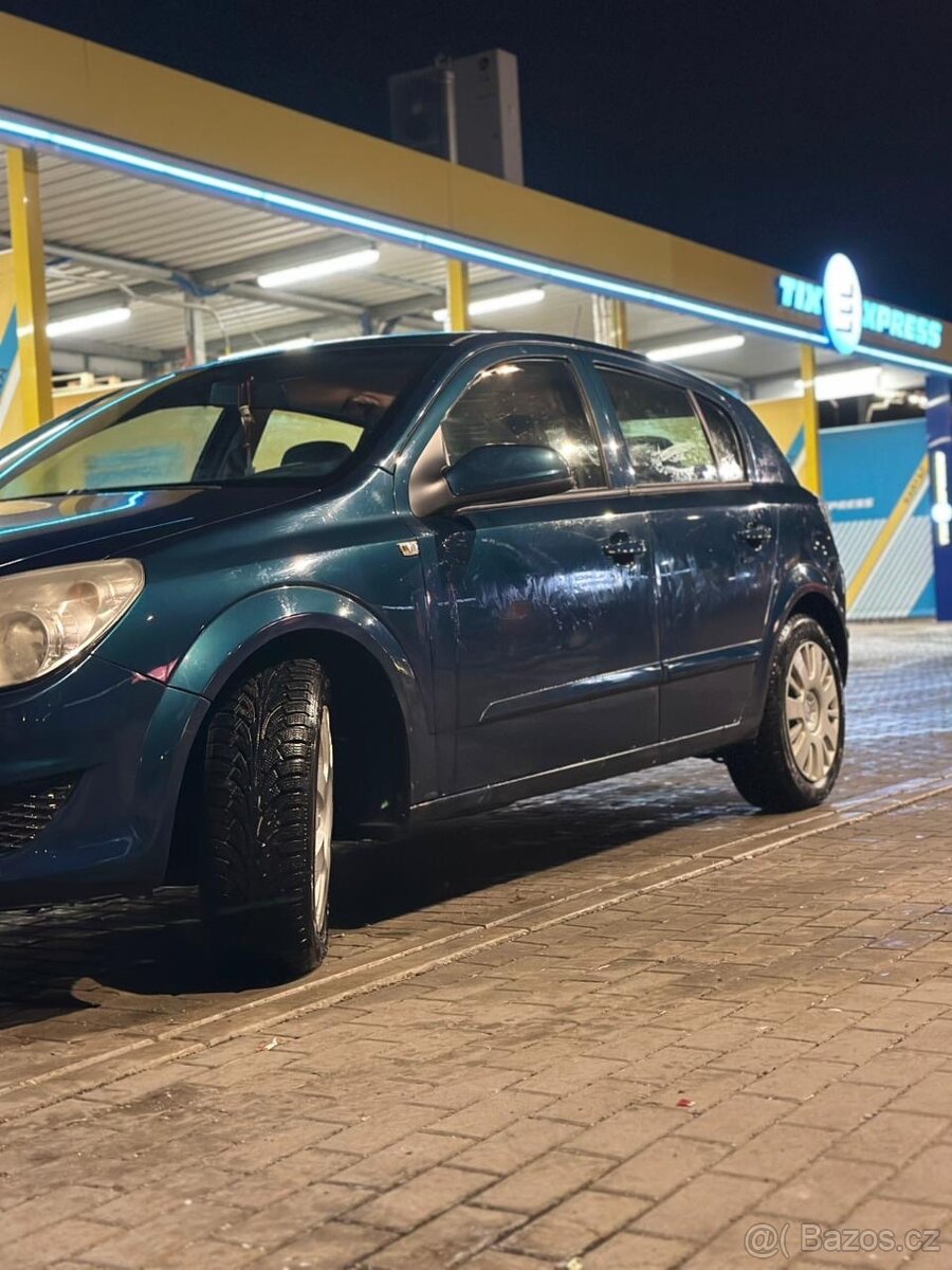 Opel Astra H - 12
