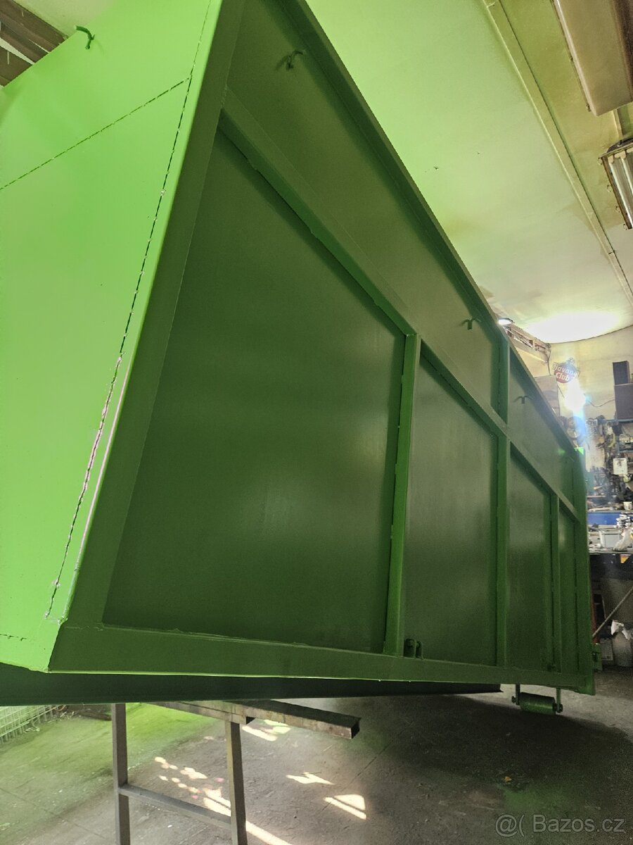 Hakovy kontejner - 12