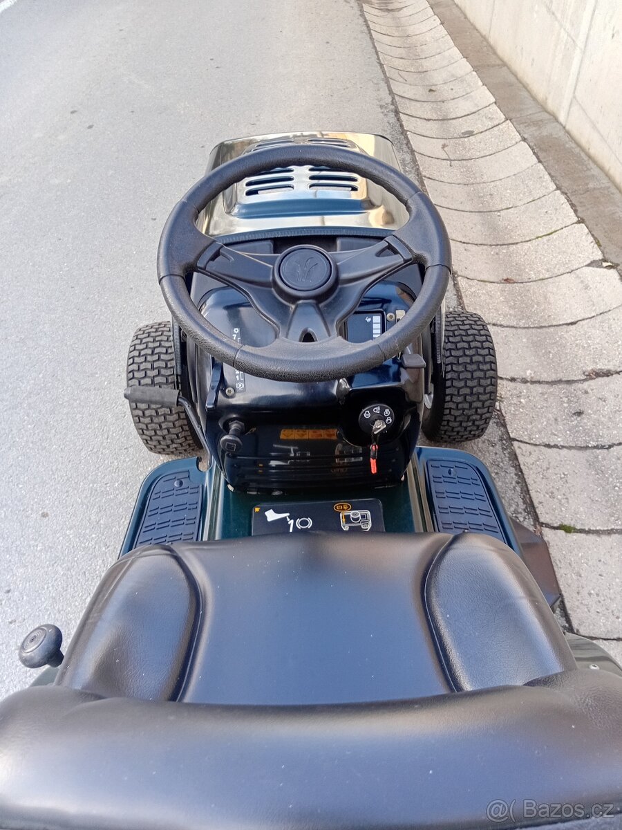 Prodám zahradní traktor MTD Bolens 15.5Hp - 12