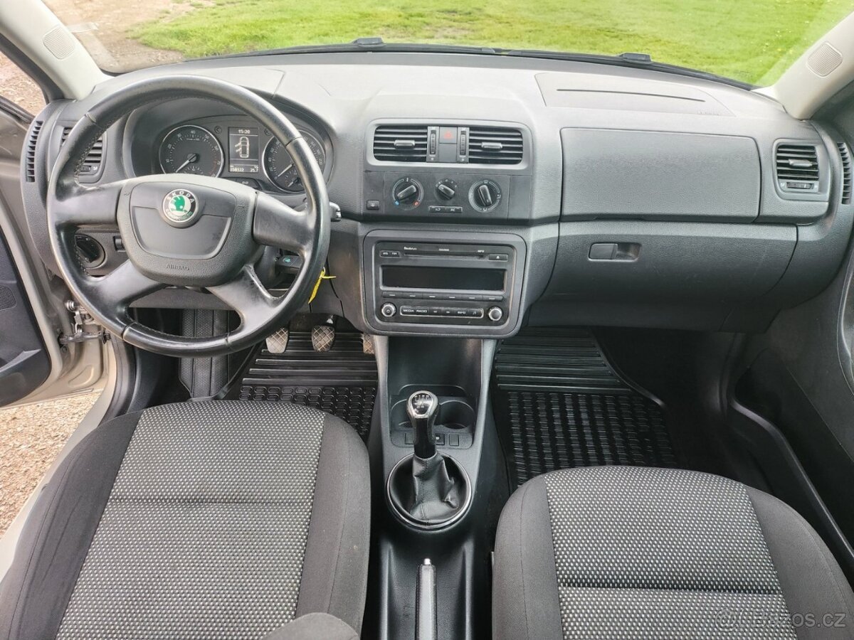 Škoda Roomster 1.2 TSI SCOUT - 12