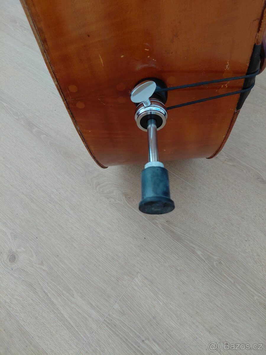 Starý kontrabas - 12