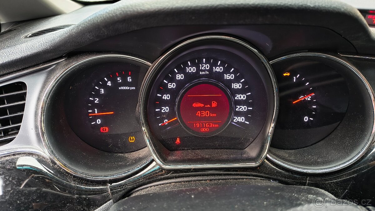 Kia Ceed 1,6Di 100kw - 12