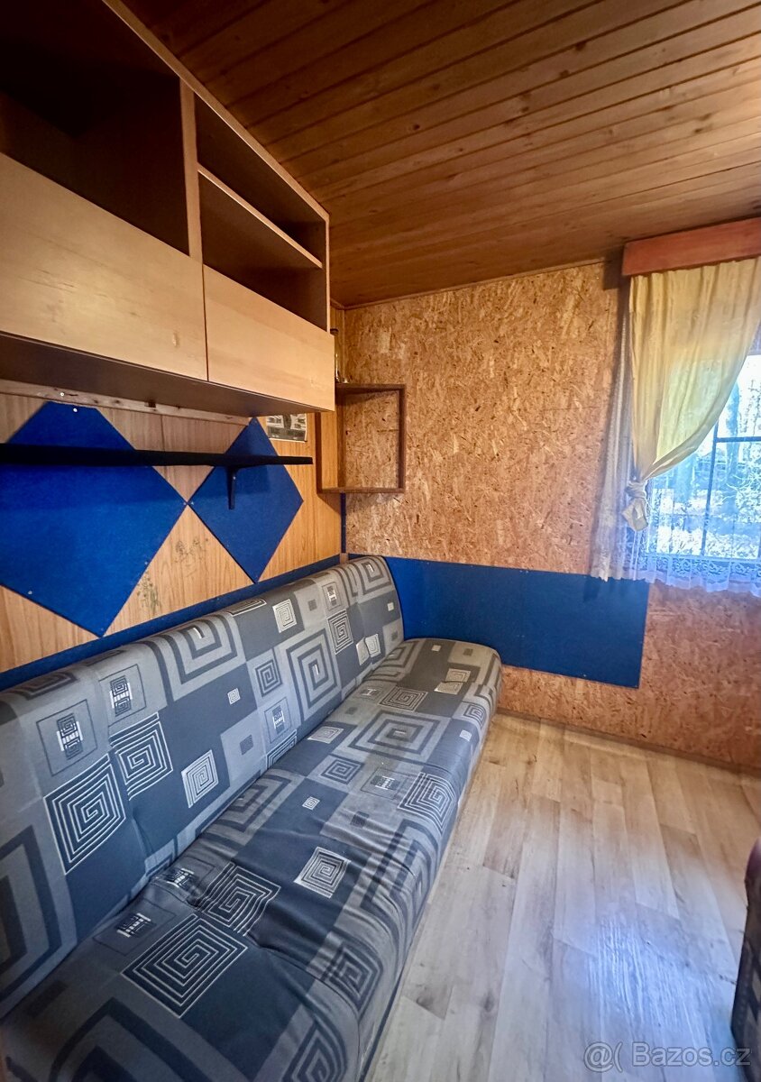 Chata 3+1 , 52m2 okres Praha východ - 12