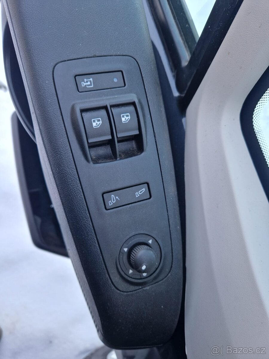 Dodávka s motorem 3,0 IVECO - JEN 116.000 KM 💯 - 12