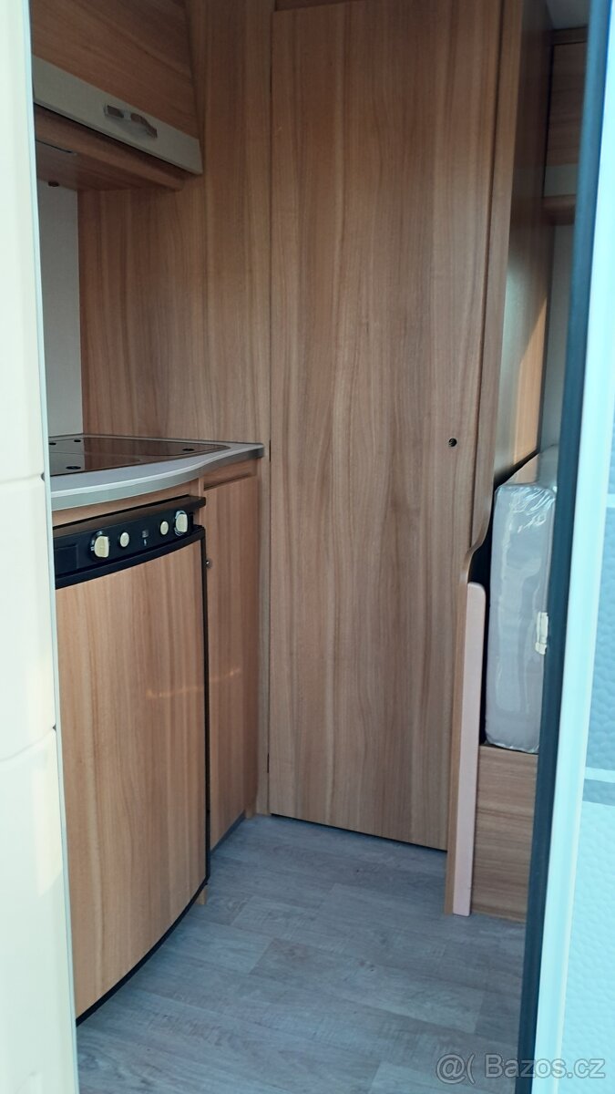 OBYTNÝ PŘÍVĚS -TRIGANO RUBIS 400- registrace 10/2015 - 12