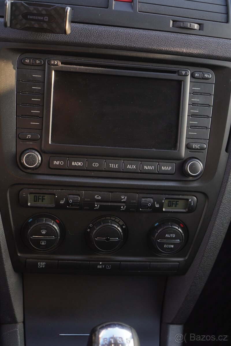 Prodám vozidlo Škoda Octavia 2 Combi 1.9Tdi 77kw. - 12