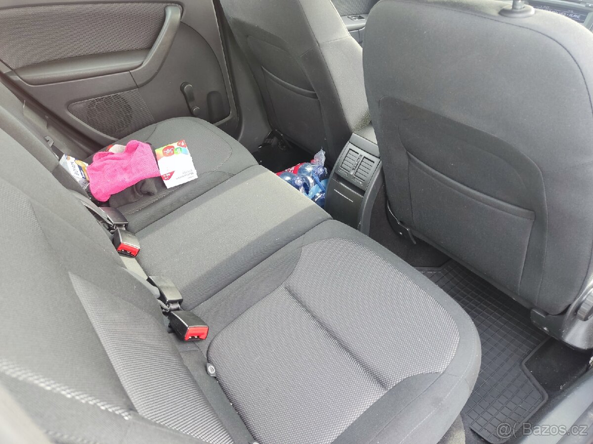 Škoda Yeti,82000 km - 12