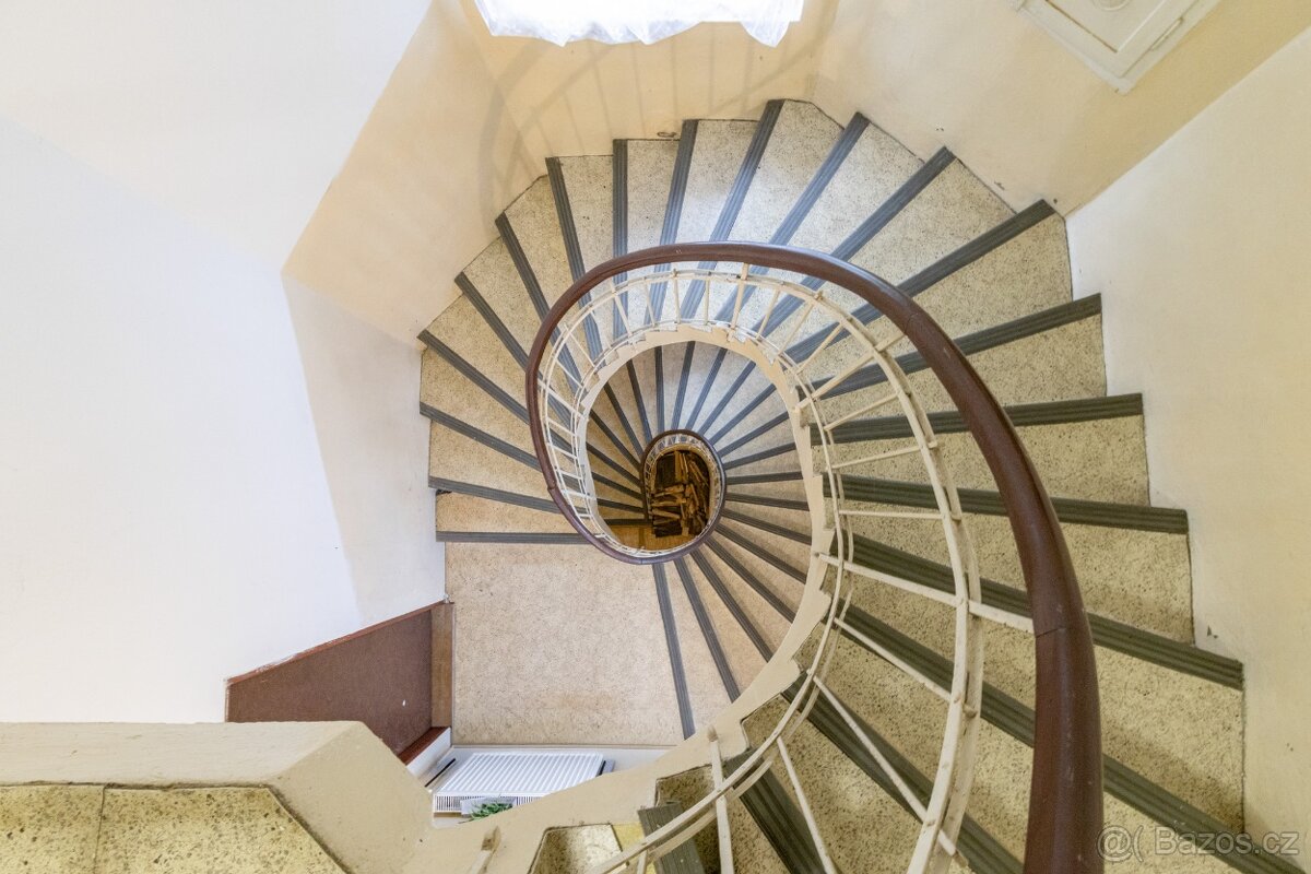 Prodej vícegeneračního domu Měšice u Prahy - 12