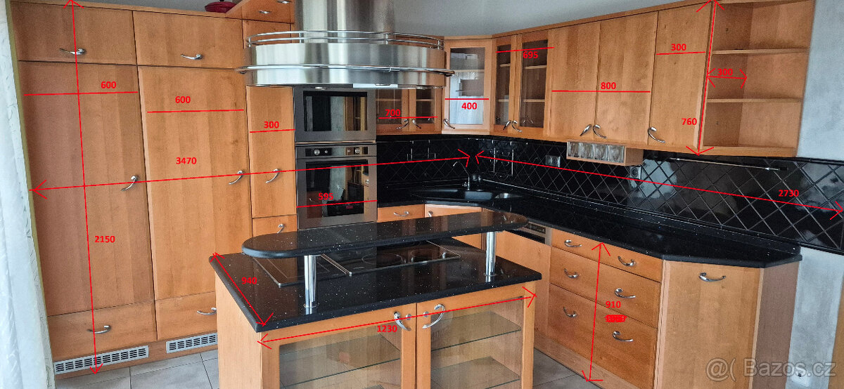 Kuchyňská linka s vest. spotřebiči whirpool a Miele - 12