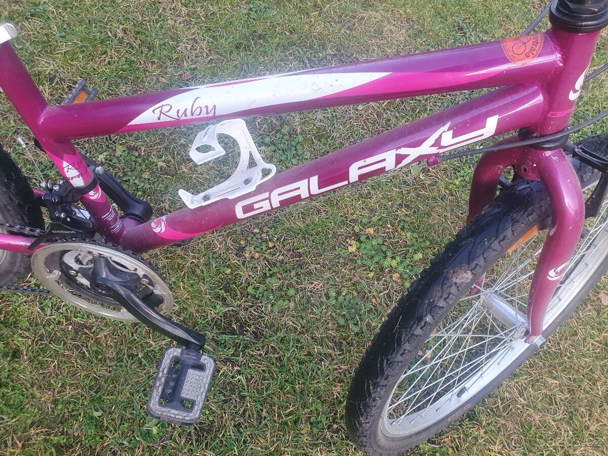 Prodám dívčí horské kolo GALAXY typ Ruby - slušná cena - 12
