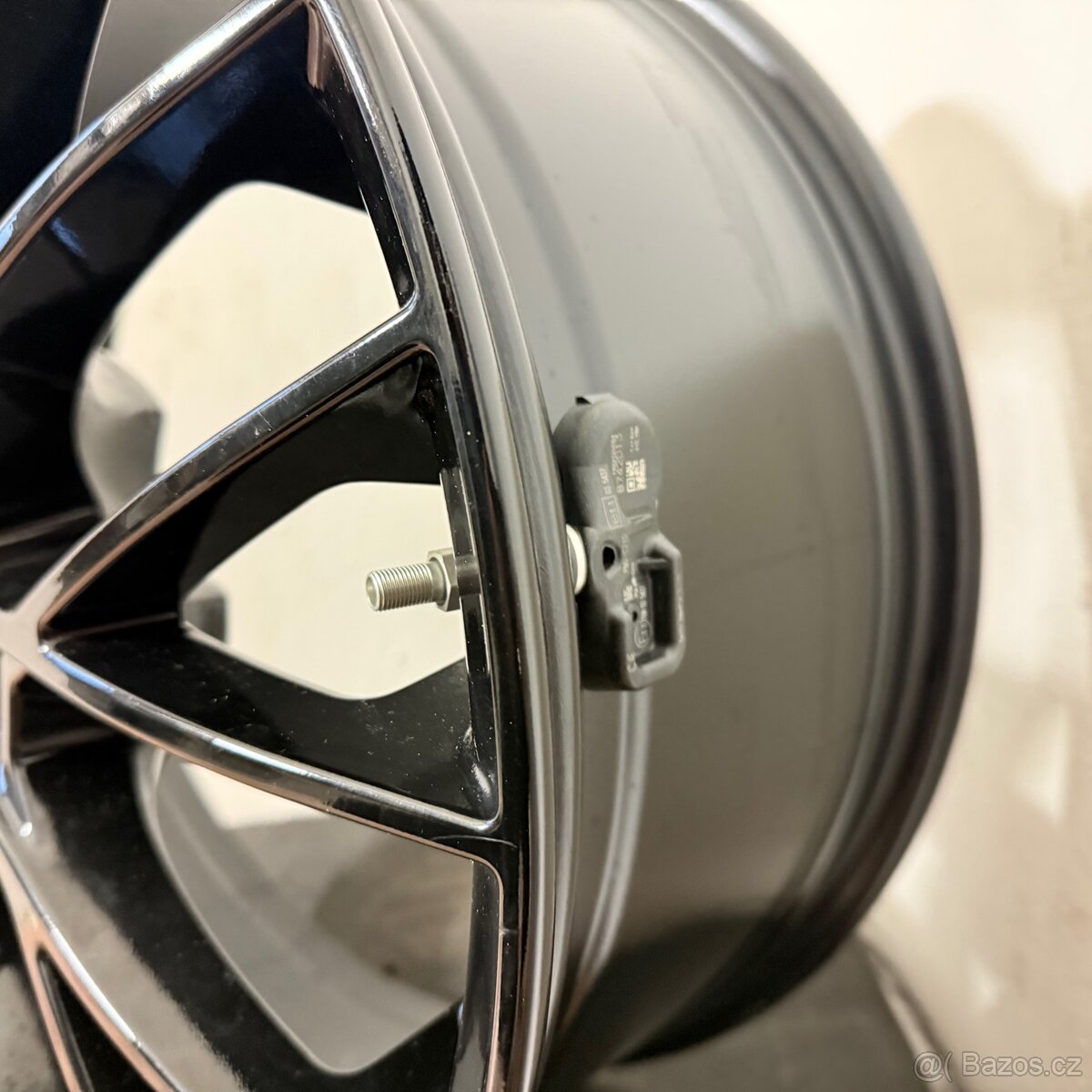 NOVÁ TOYOTA RAV4/HIGHLANDER 5x114,3 R19 ET39+TPMS - 12