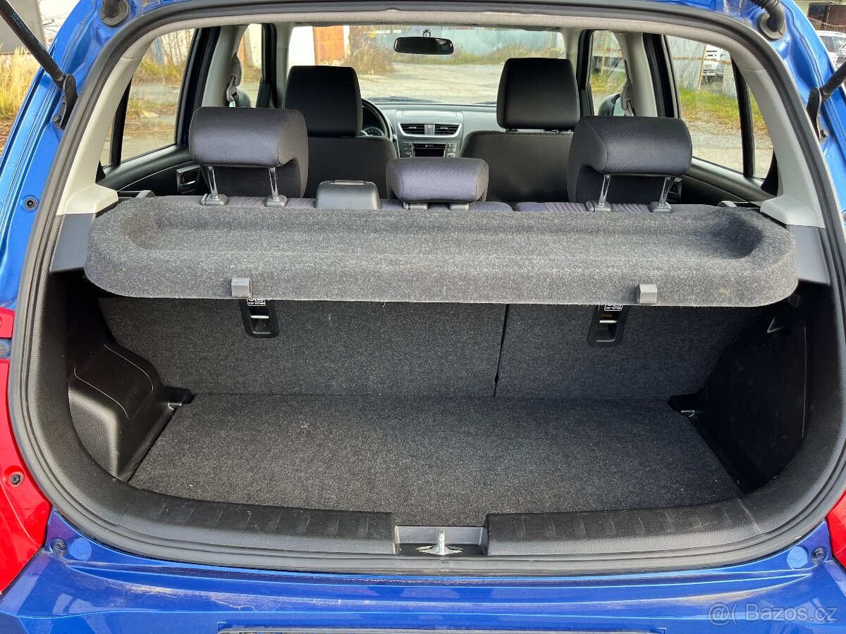 Suzuki Swift 1.2i 16v 69kw 4x4 1.majitel 118.000km nová stk - 12