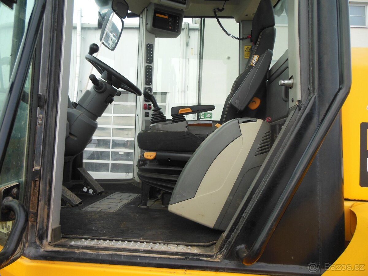 JCB 427 AGT4F, nakladač kolový - 12
