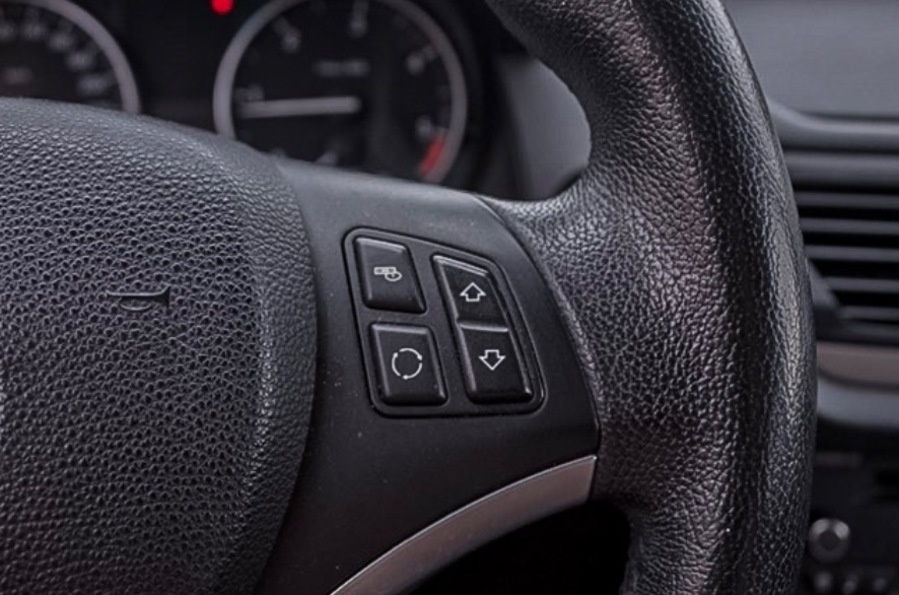 BMW X1 r.2010 , 110kw 4x4 - 12