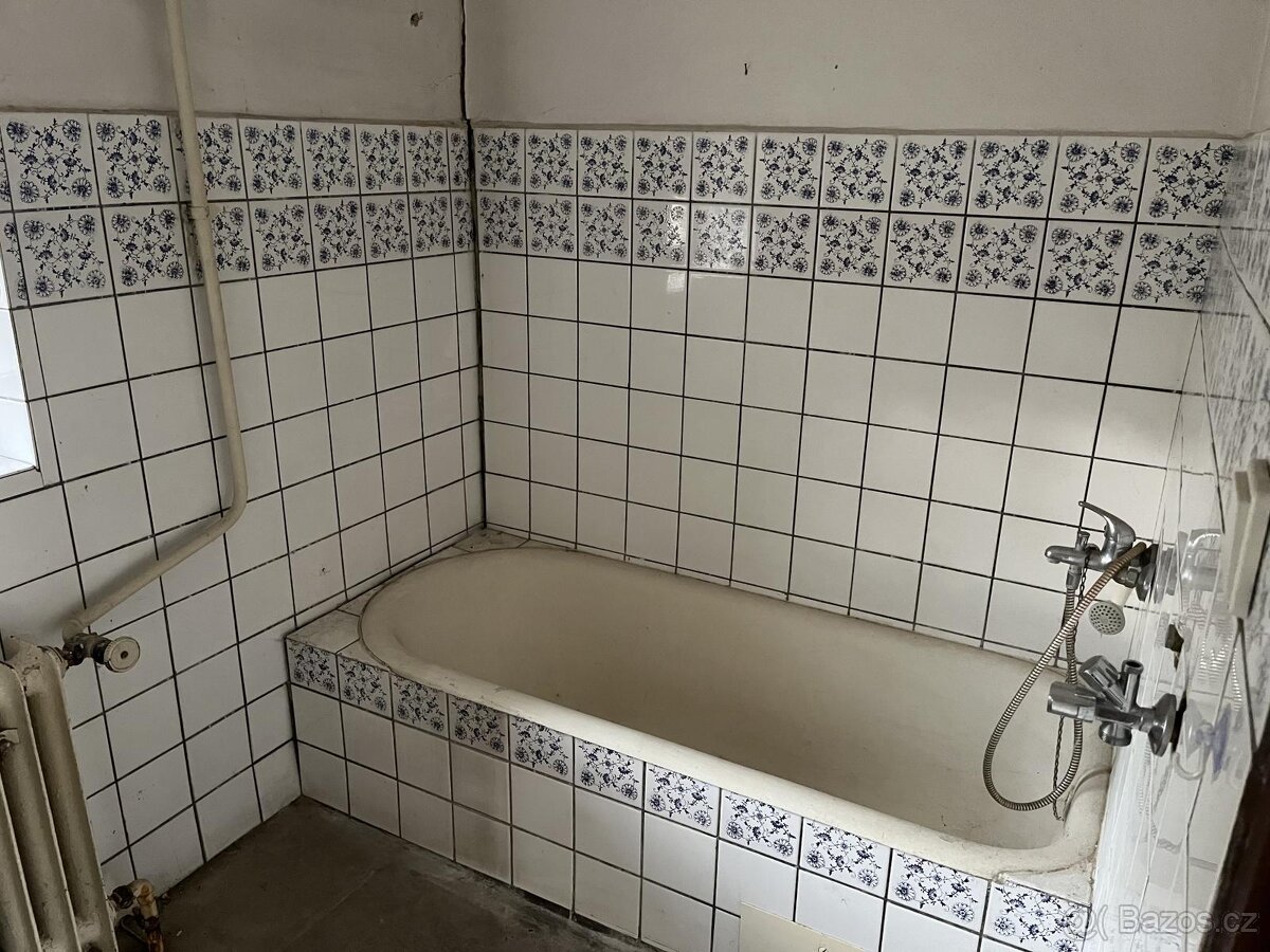 Prodej domu 2+kk k rekonstrukci v obci Kamenné Zboží - 12