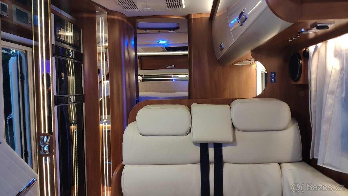 LAIKA KREOS 7009 2021 PRVNÍ MAJITEL - 12