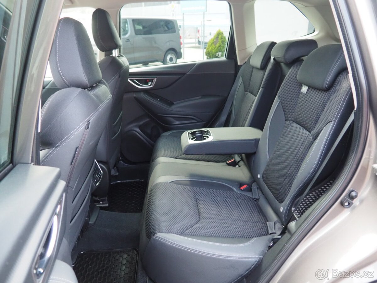 2021 Subaru Forester 2.0 e-Boxer - 12