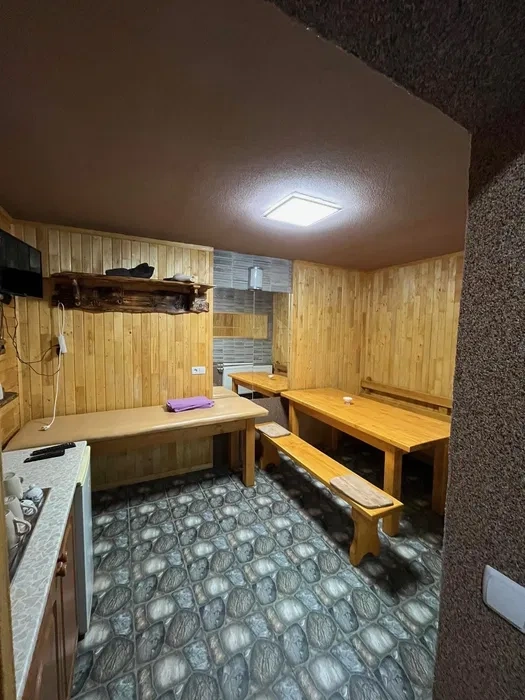 UKRAJINA, JASINJA - 12