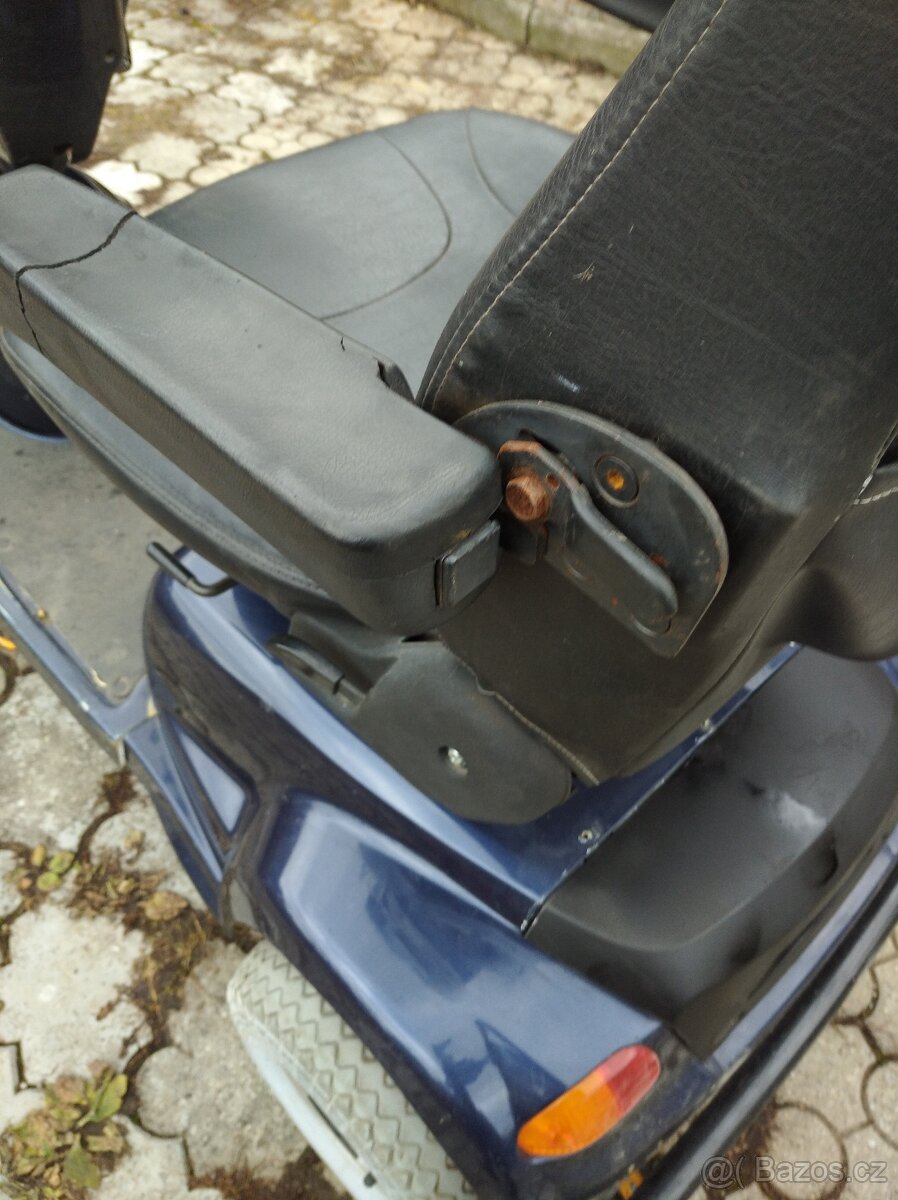 Trikolka skútr elektrický vozík ctm hs - 12