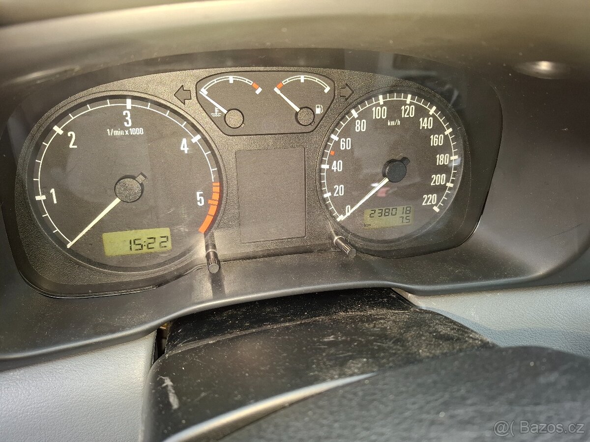 Škoda Octavia 1.9 TDI 66kw/90ps Model 2000 - 12