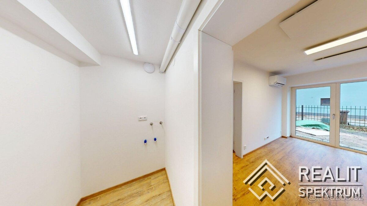 Pronájem zrekonstruovaného bytu 3 km od centra Letohradu - 12