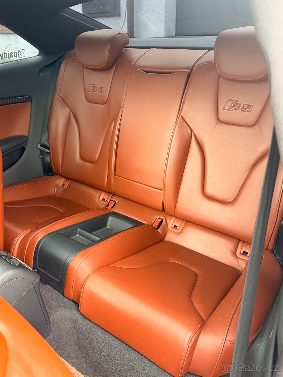 Audi S5 B8 4.2 V8 - 12