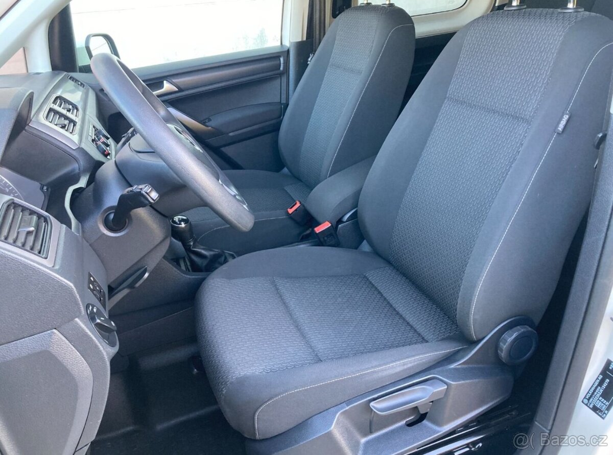VOLKSWAGEN CADDY MAXI 2,0TDi 7míst webasto - 12
