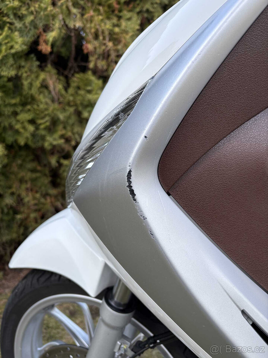 Piaggio Medley 125, CZ - 12