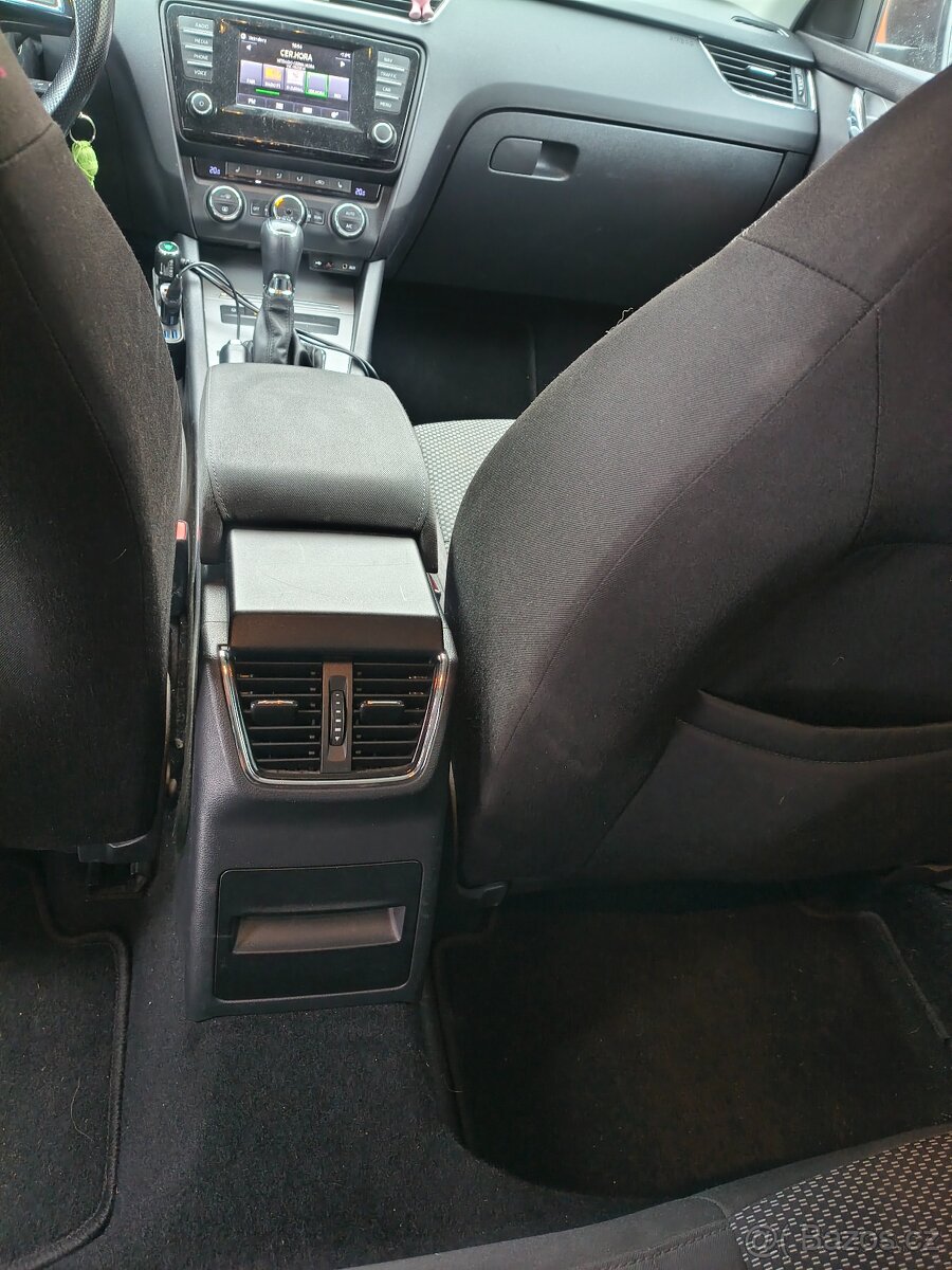Škoda Octavia 3 Combi 2.0 TDI DSG - 12