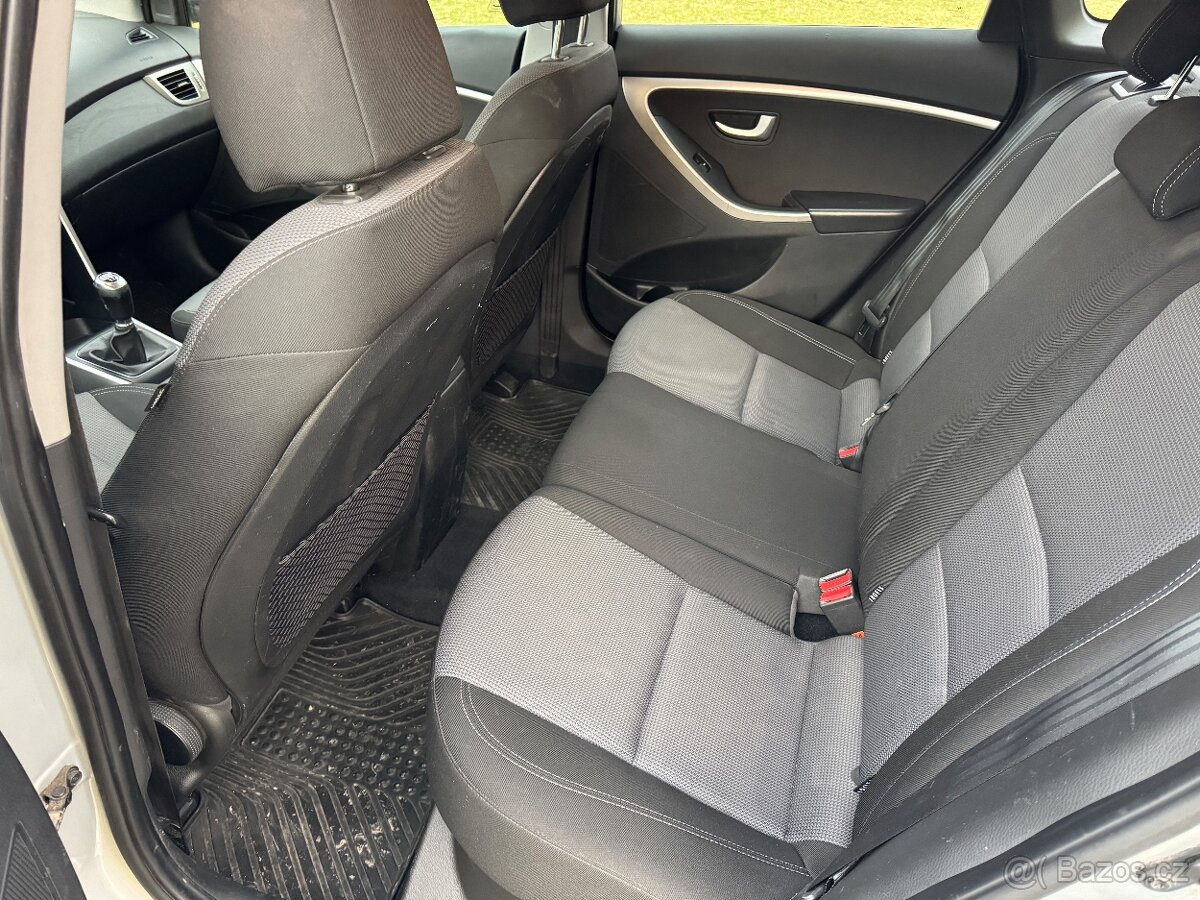 Hyundai i30 1.6 crdi 2014 - 12