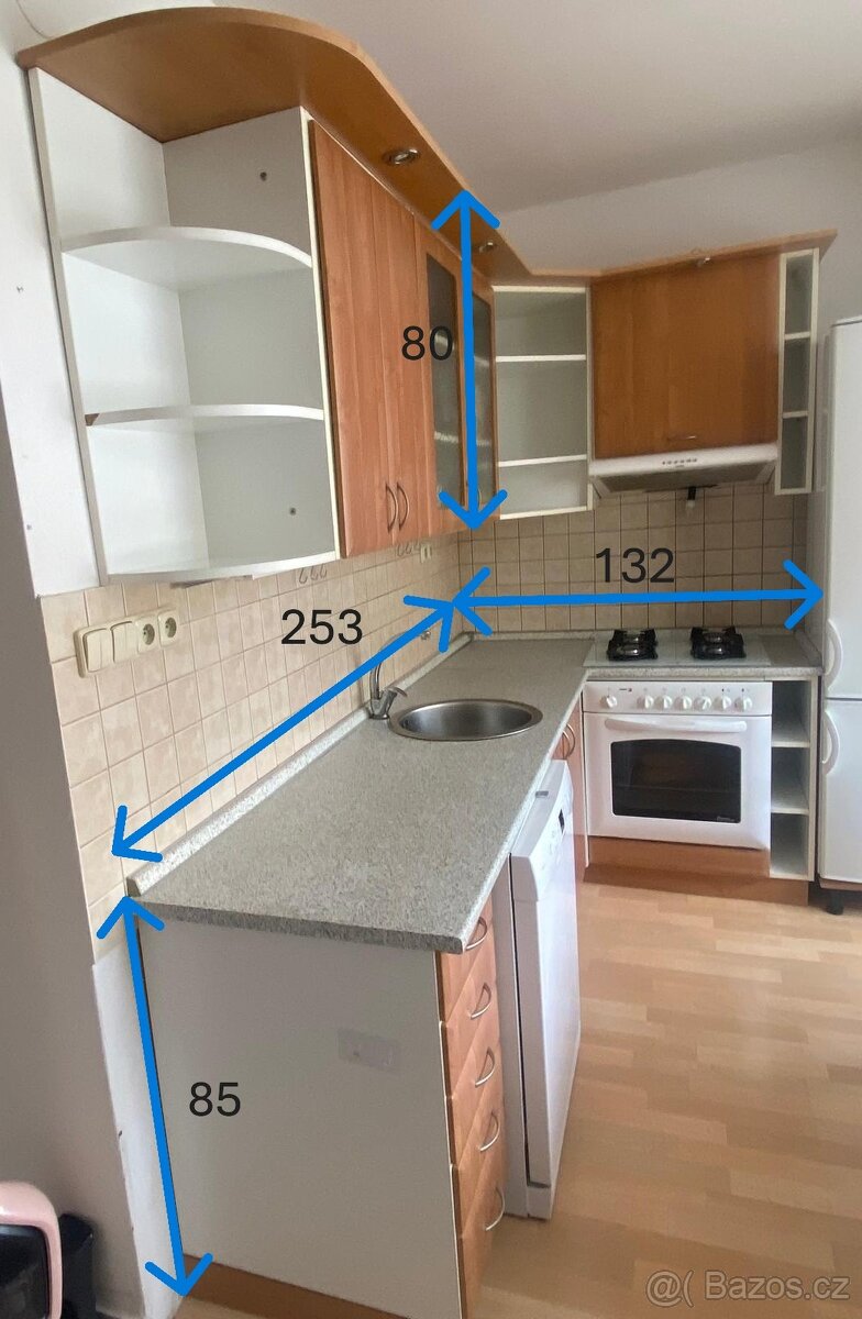 Kuchyňská linka rohová - 12