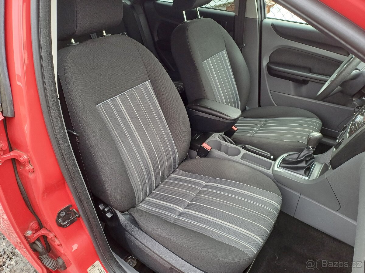 74195km Ford Focus 1.6 16V Tempomat - 12