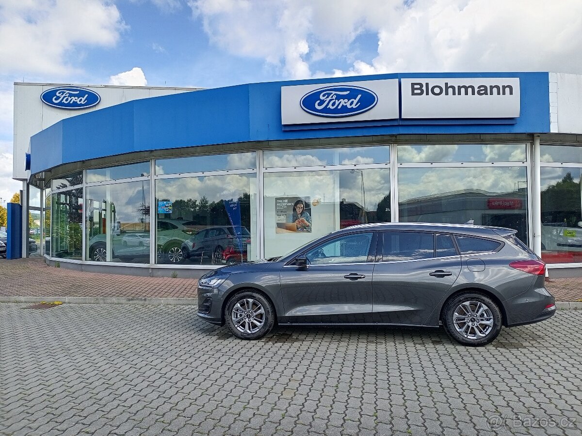 Nový Ford Focus Kombi Titanium - 12