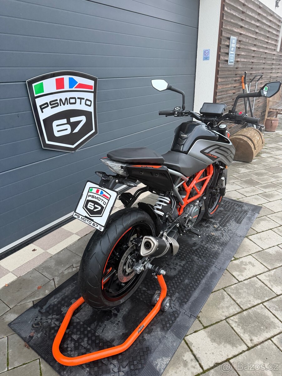 KTM Duke 125 rok 2022 - 12