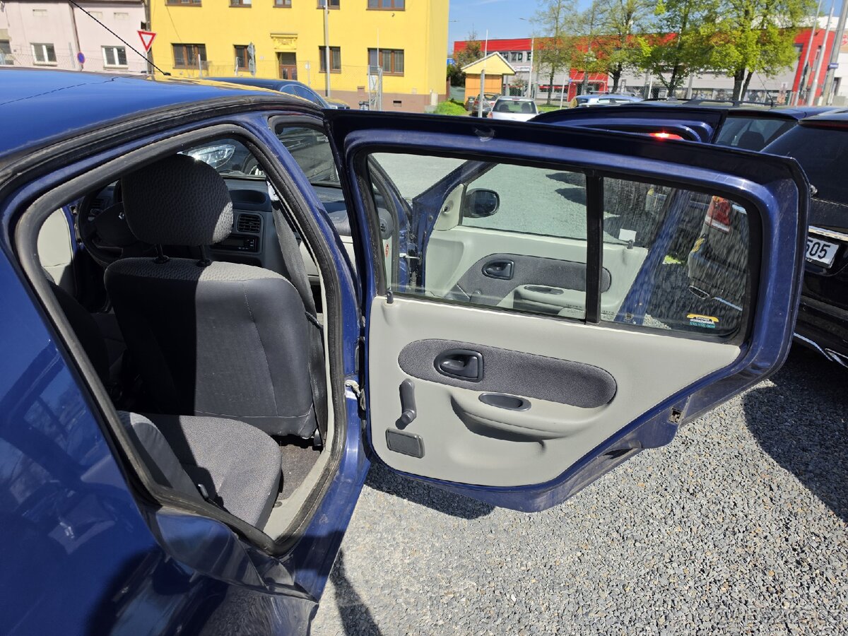 Renault Thalia
1.4 i - 12