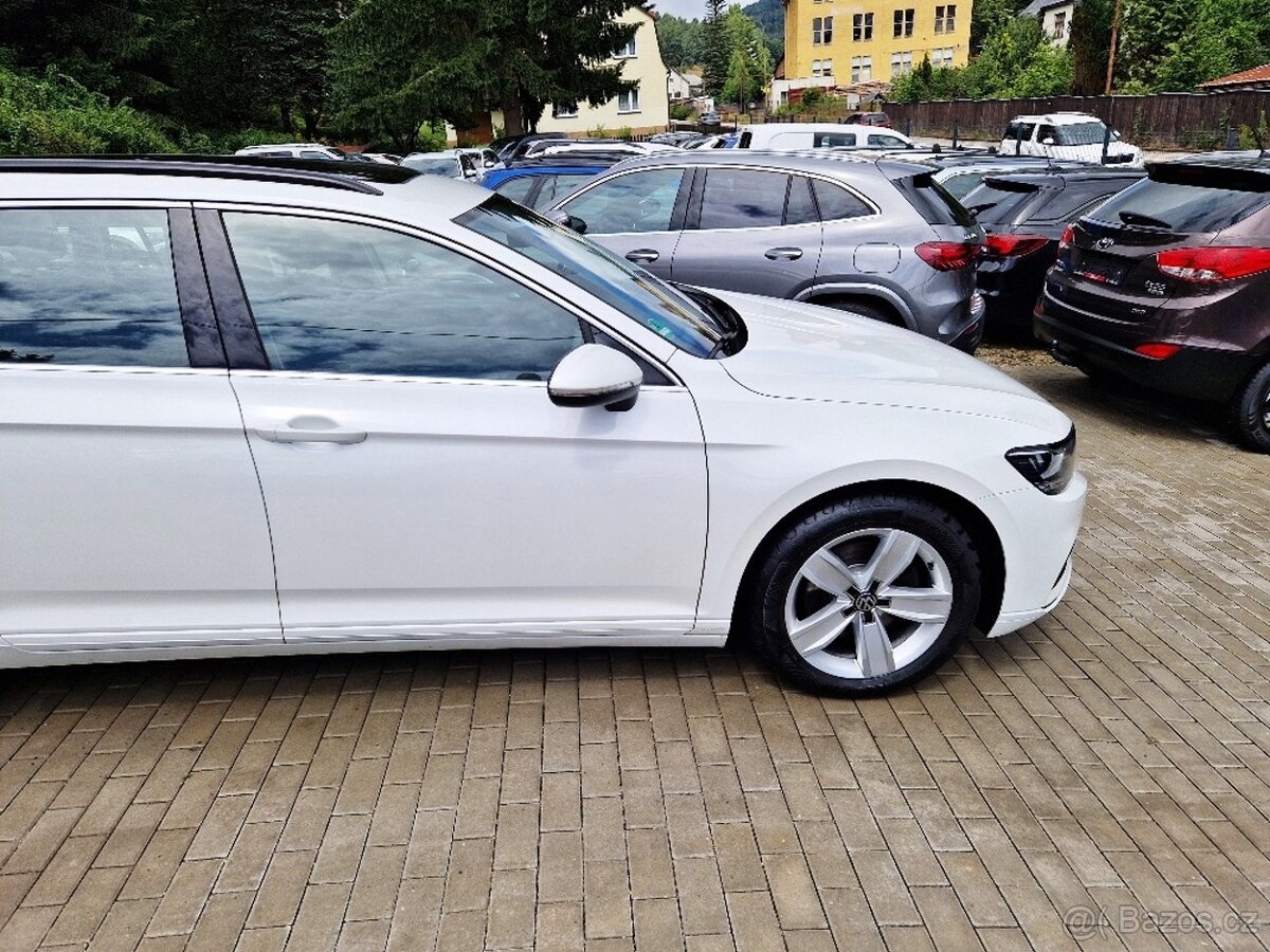 VW Passat Business, 2.0 TDi (140 kW), 129 tis. km, LED,tažné - 12