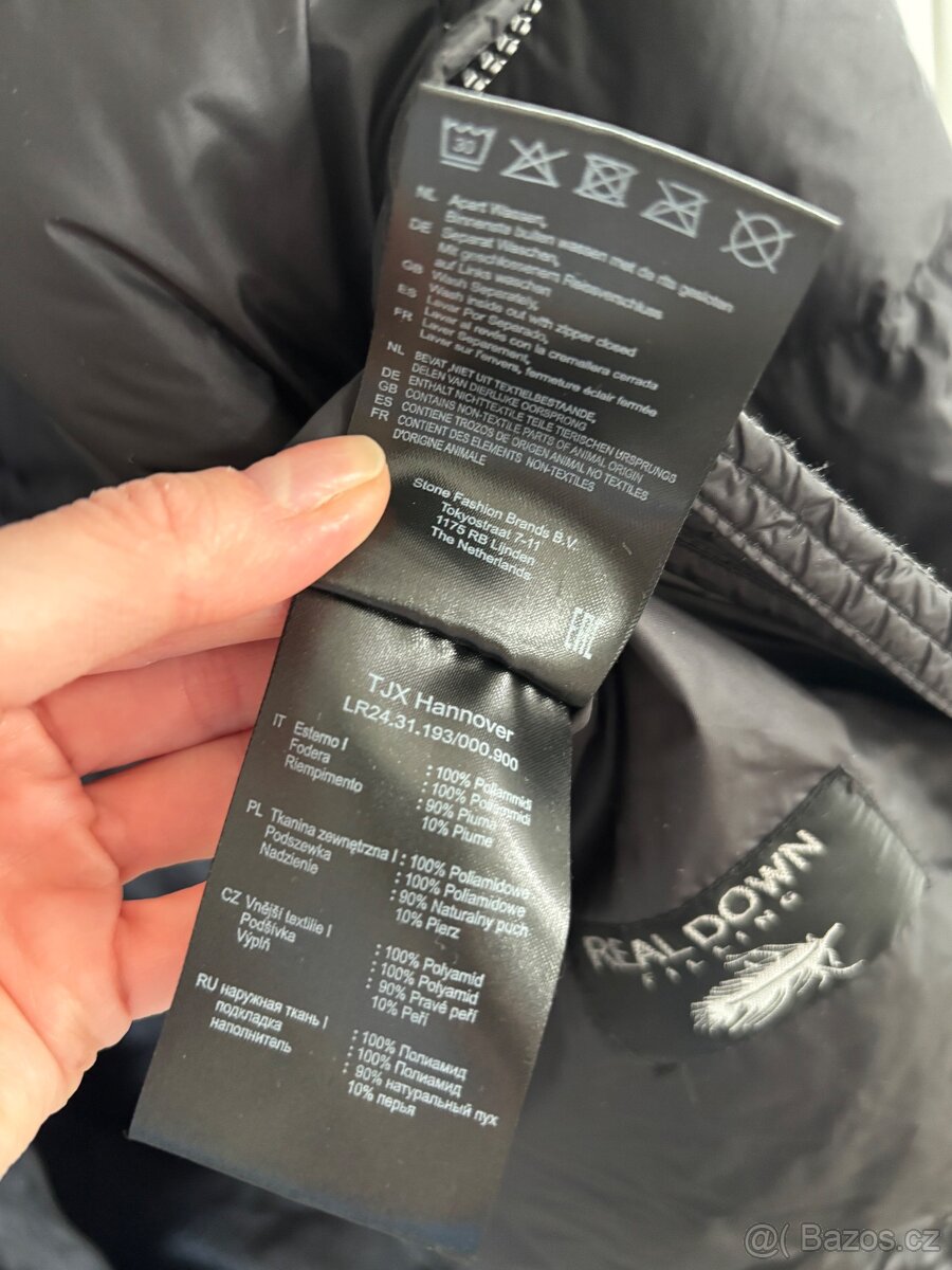 Černá péřová bunda prošívaná - 12