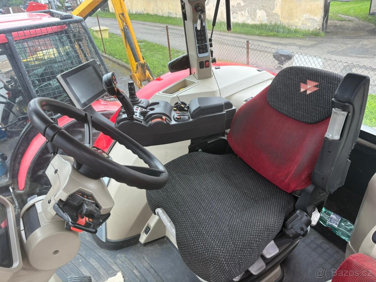 Traktor Massey Ferguson 8740S - 12