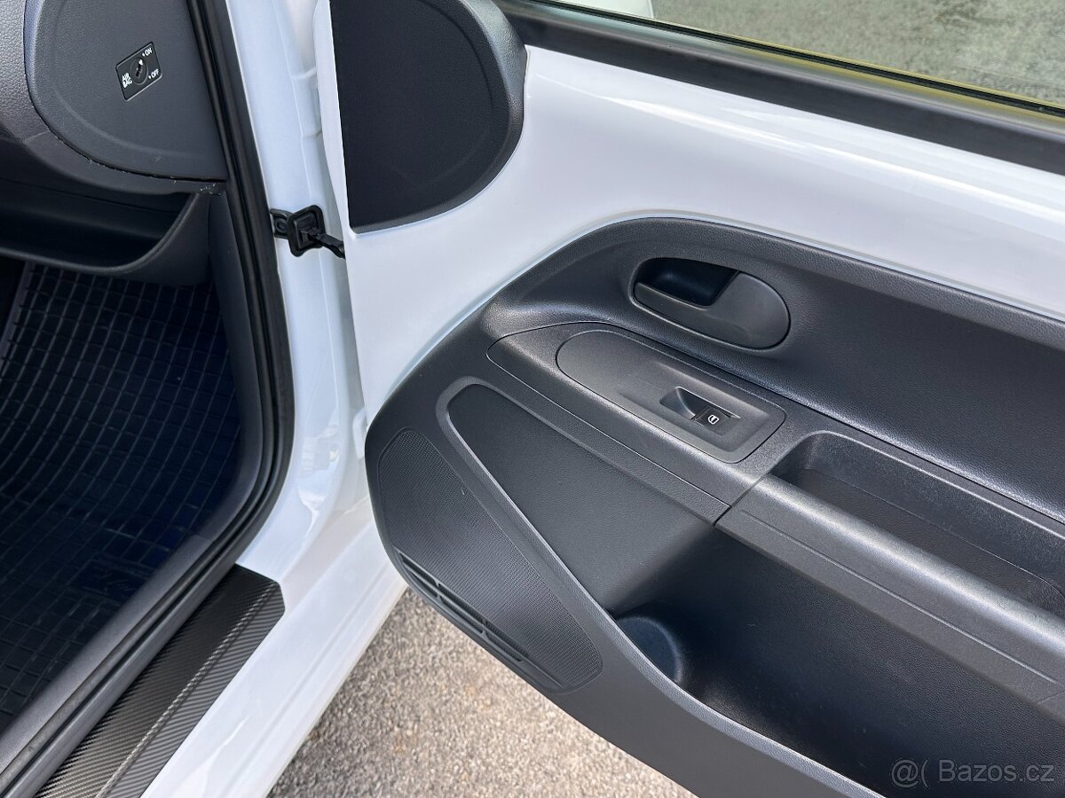 Škoda CITIGO 1.0/55kW KLIMA H&R R17 BROCK r.v.2016 - 12