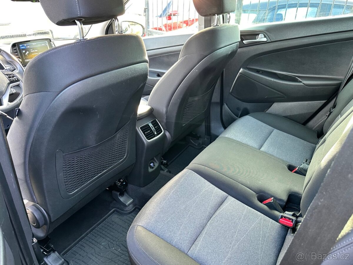Hyundai Tucson 1.6CRDi KAMERA, NAVI, 100%KM - 12