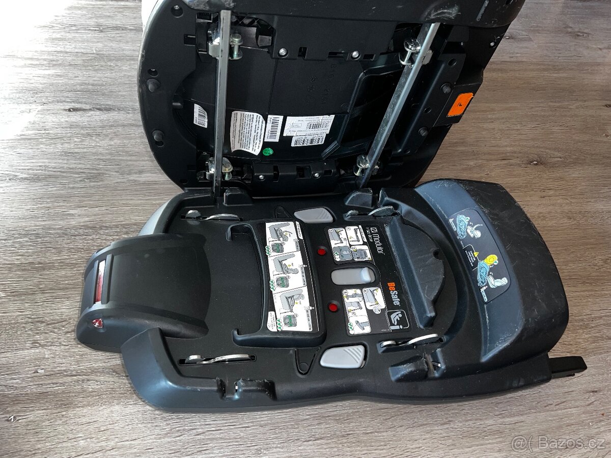 Autosedačka a základna besafe - 12