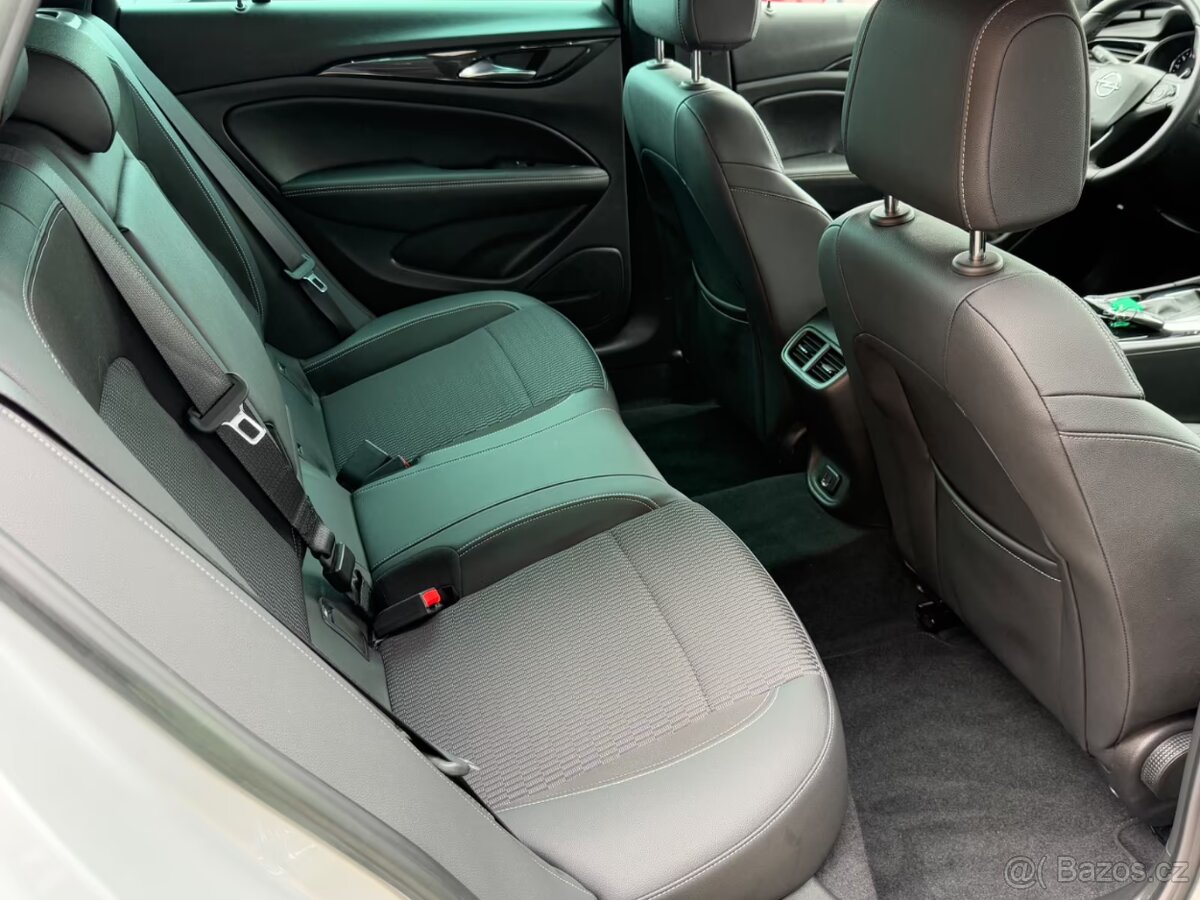 Opel Insignia 2.0 Diesel 128 kW - 12