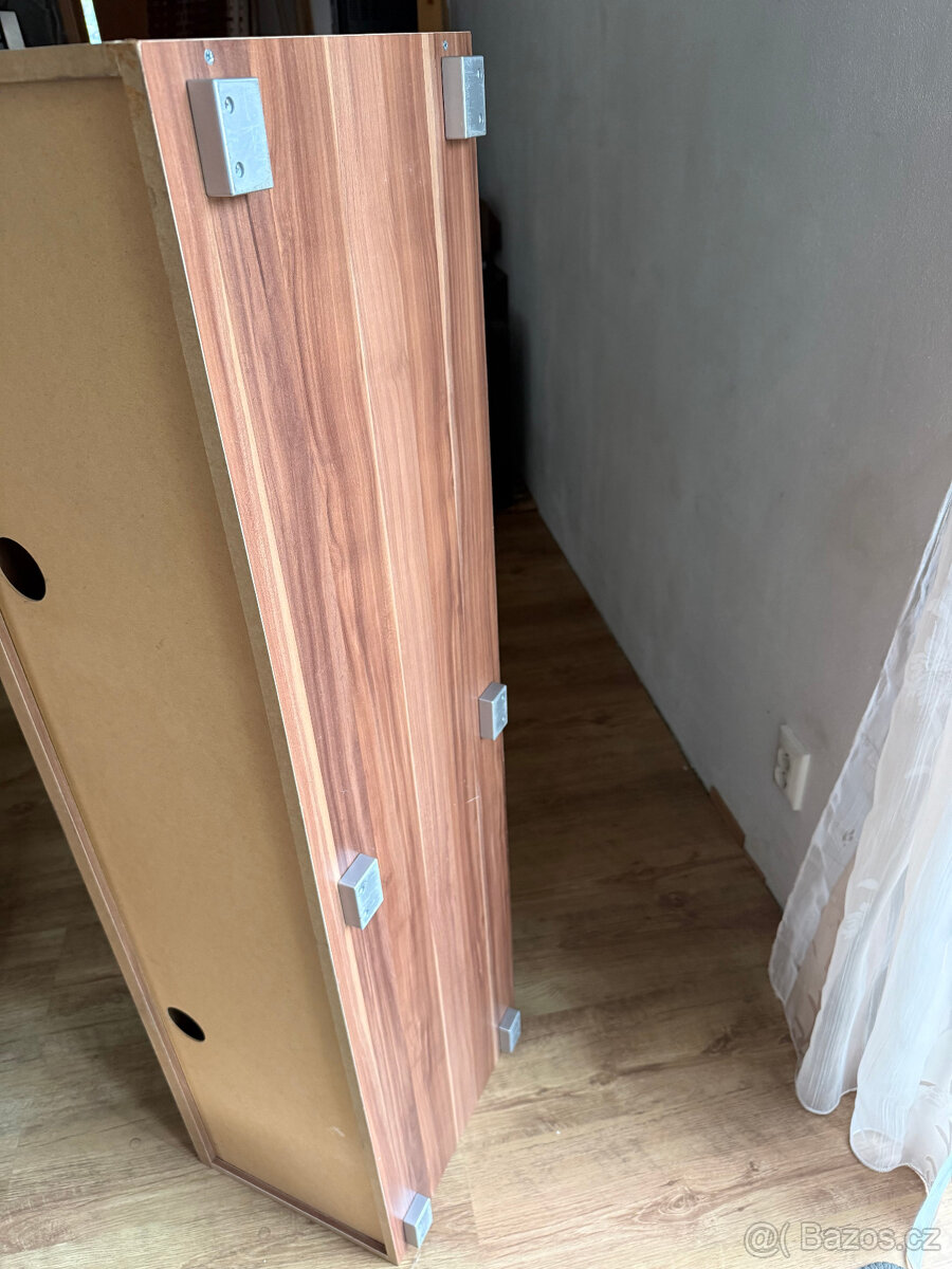 Obývací stěna menší pěkná - 12