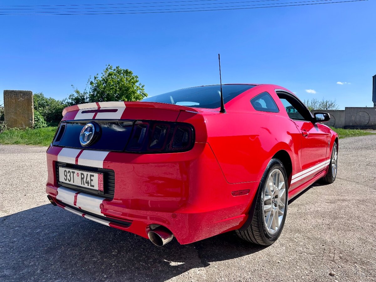 Ford Mustang 2014 3.7 V6 - 12