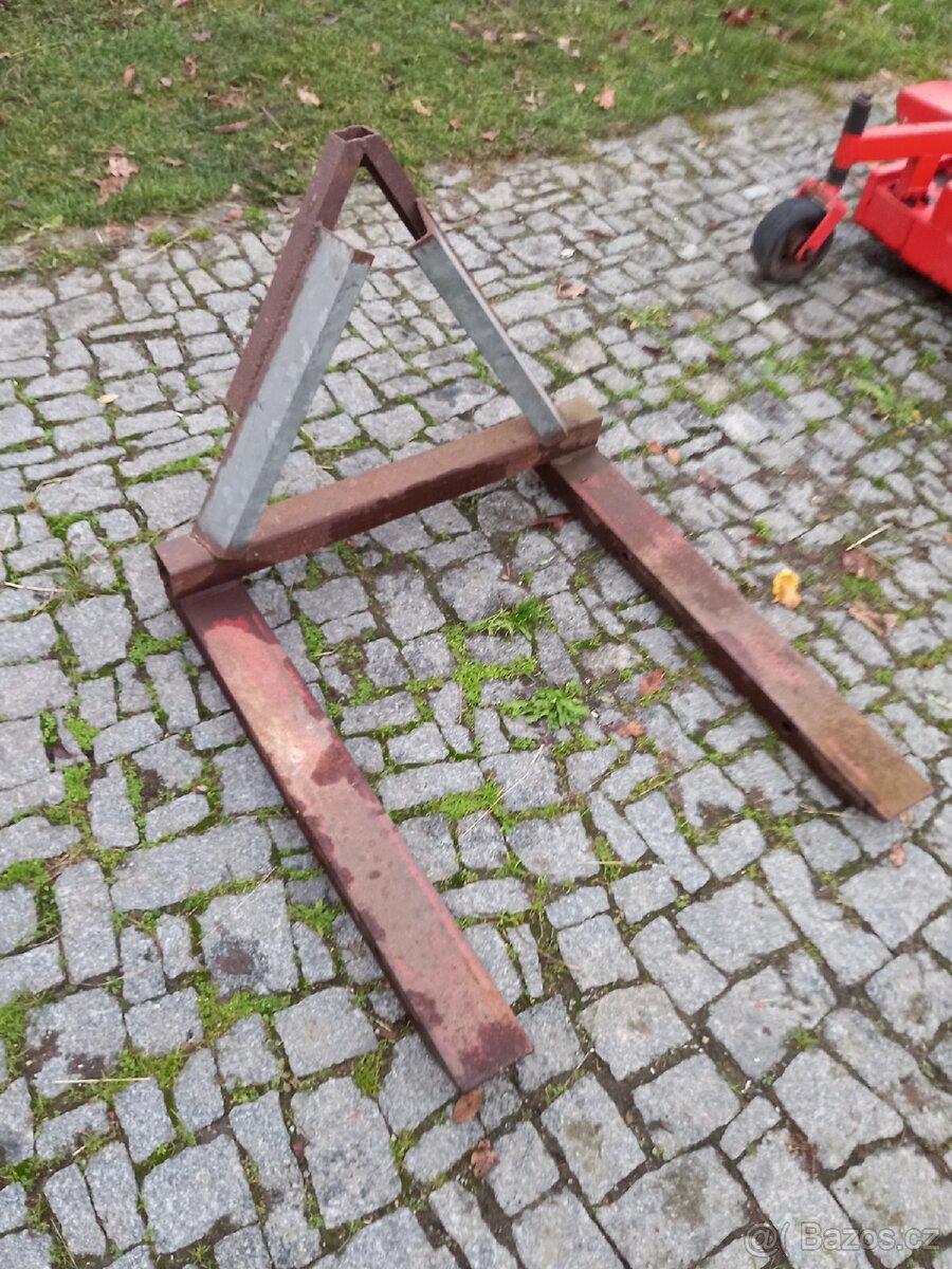 Malotraktor MT8 - 12