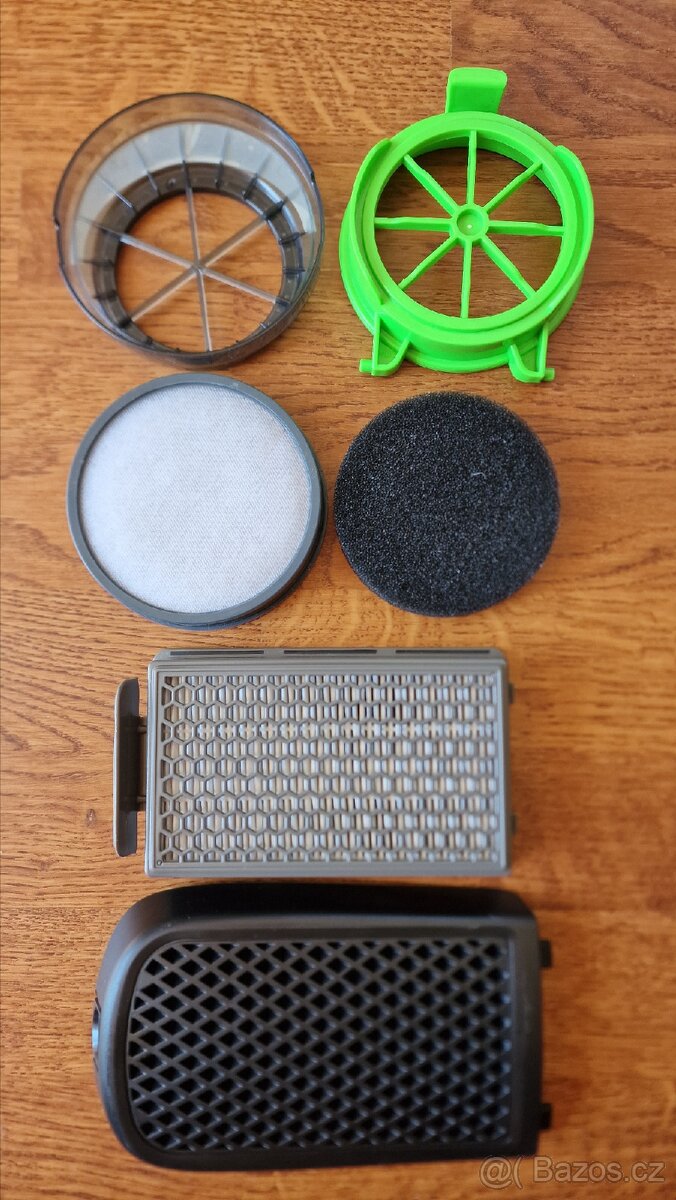 Rowenta
Rowenta RH8155WA, Tyčový vysa- vač - 12