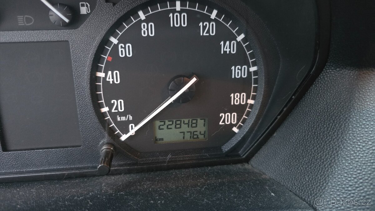 Škoda Fabia 1.4 MPi - 12