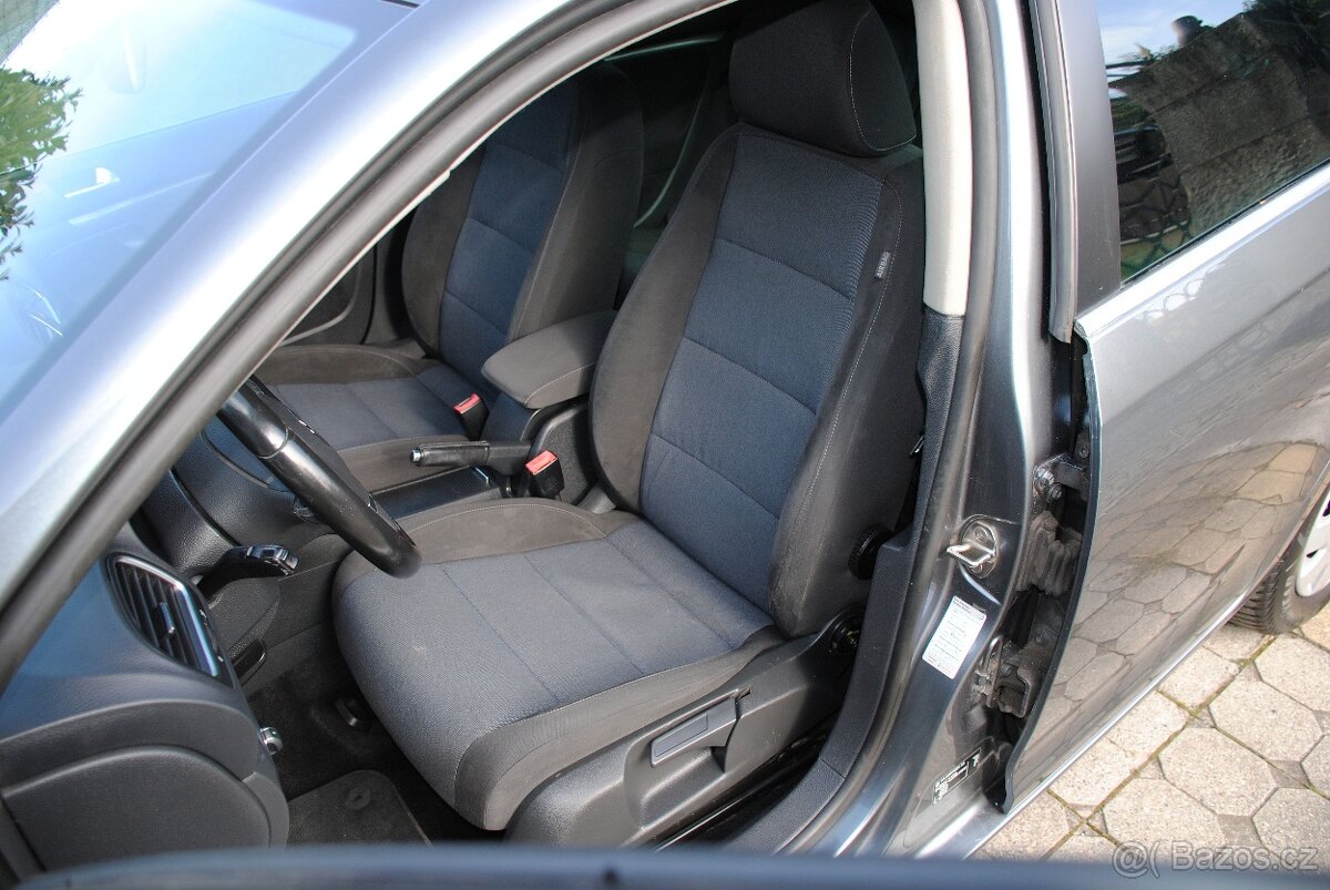 VW GOLF 6 kombi 1.2TSi 77kW - STYLE - 6ti kvalt - 12