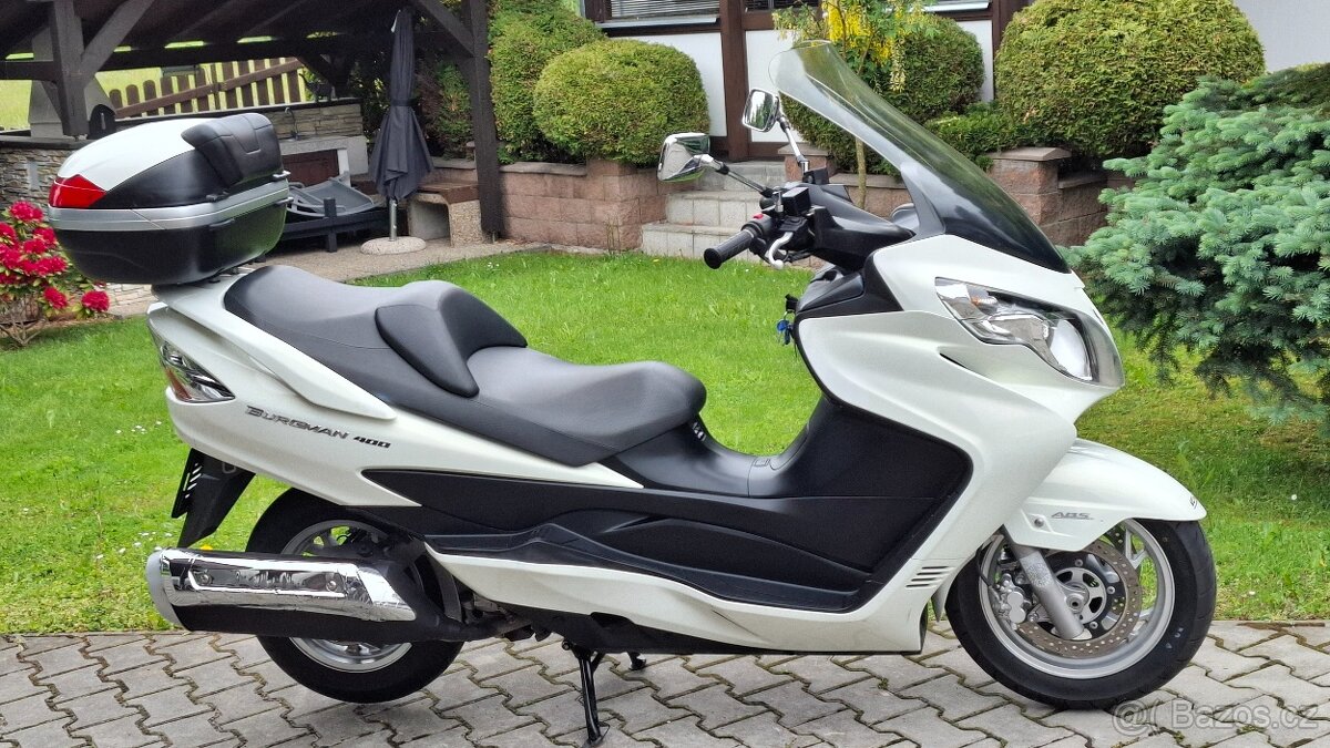 Suzuki Burgman 400 - r. 2011, najeto 42.318 km - 12