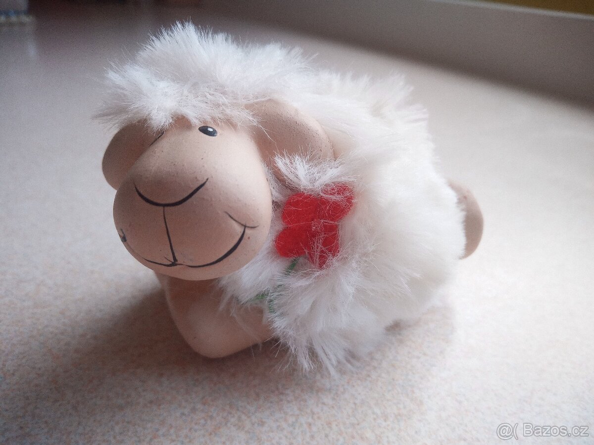 Porcelánové vázičky, košík, pejsek, ovečka, kačer - 12